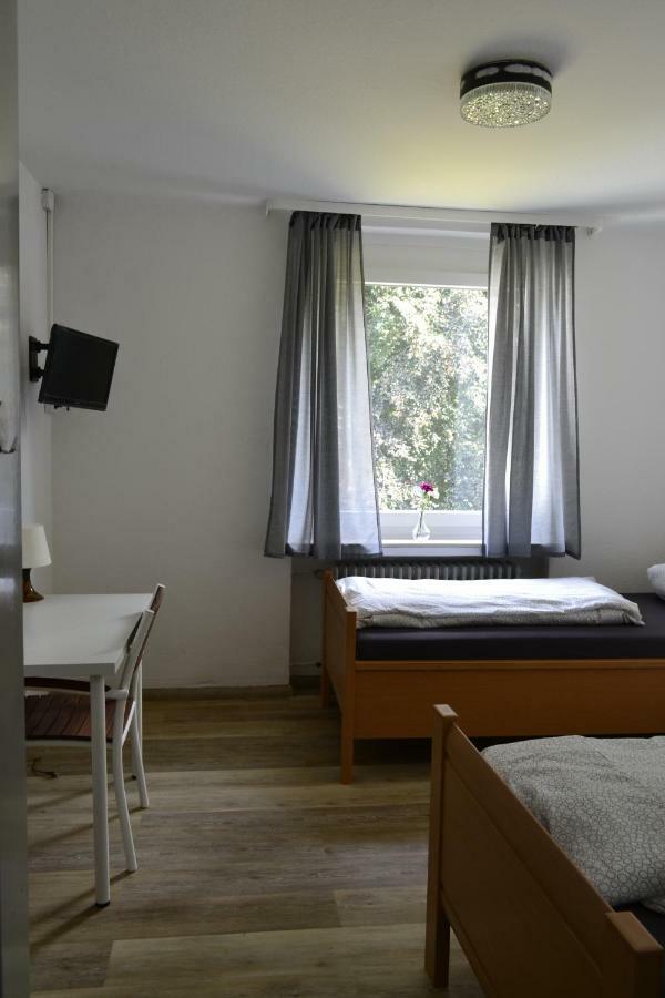 Pension Highway 3 Bielefeld Exterior photo